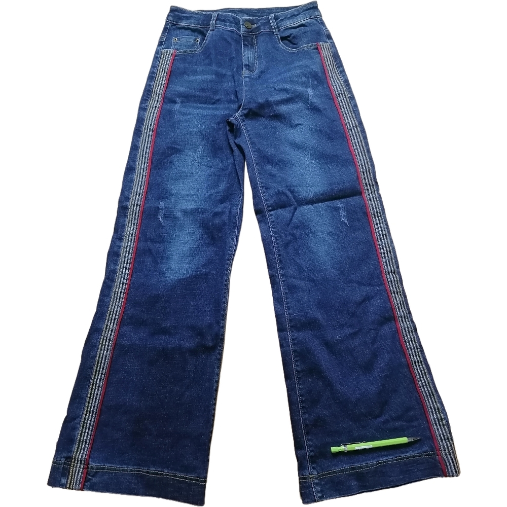🐞 S (26"W), high-waisted stretch blue denim flare jeans